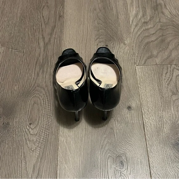 Jimmy Choo black patent leather peep toe heels - Picture 4 of 8